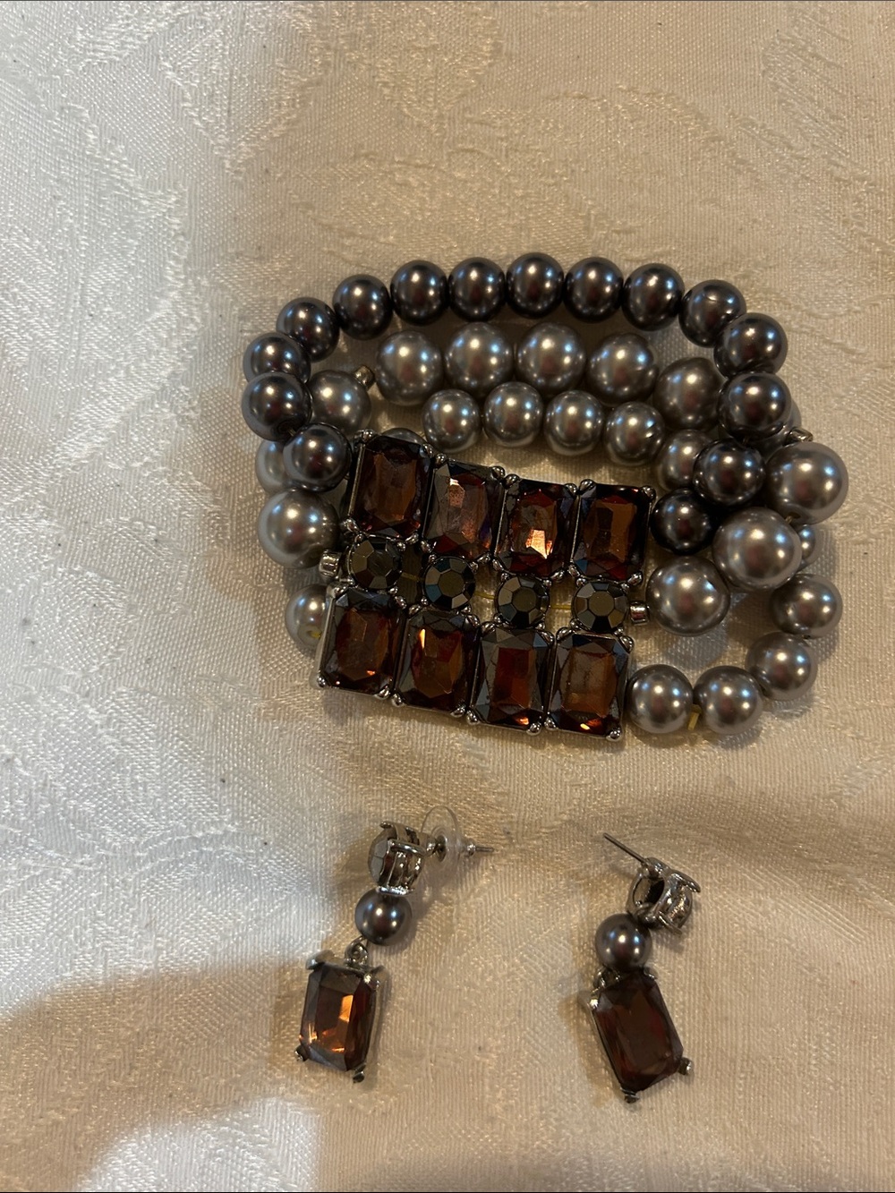 Fashion Crystal & Pearl Stretch Bracelet with Matching Earrings - Smoky Brown.